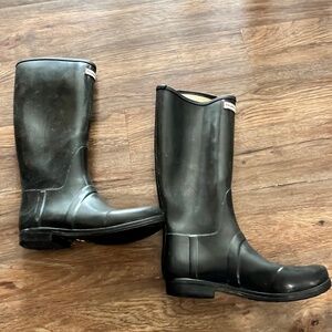 Hunter rubber boots
